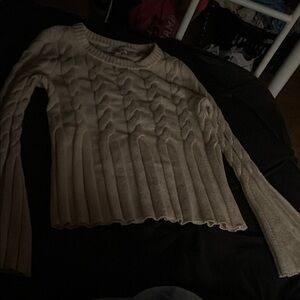 Evereve Cream Crew Neck Sweater Cozy Knit Design